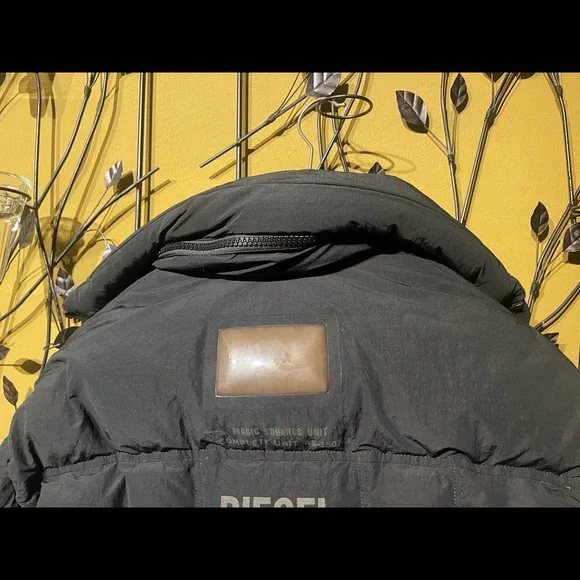 Diesel men’s black puffer padded jacket, bomber, coat!